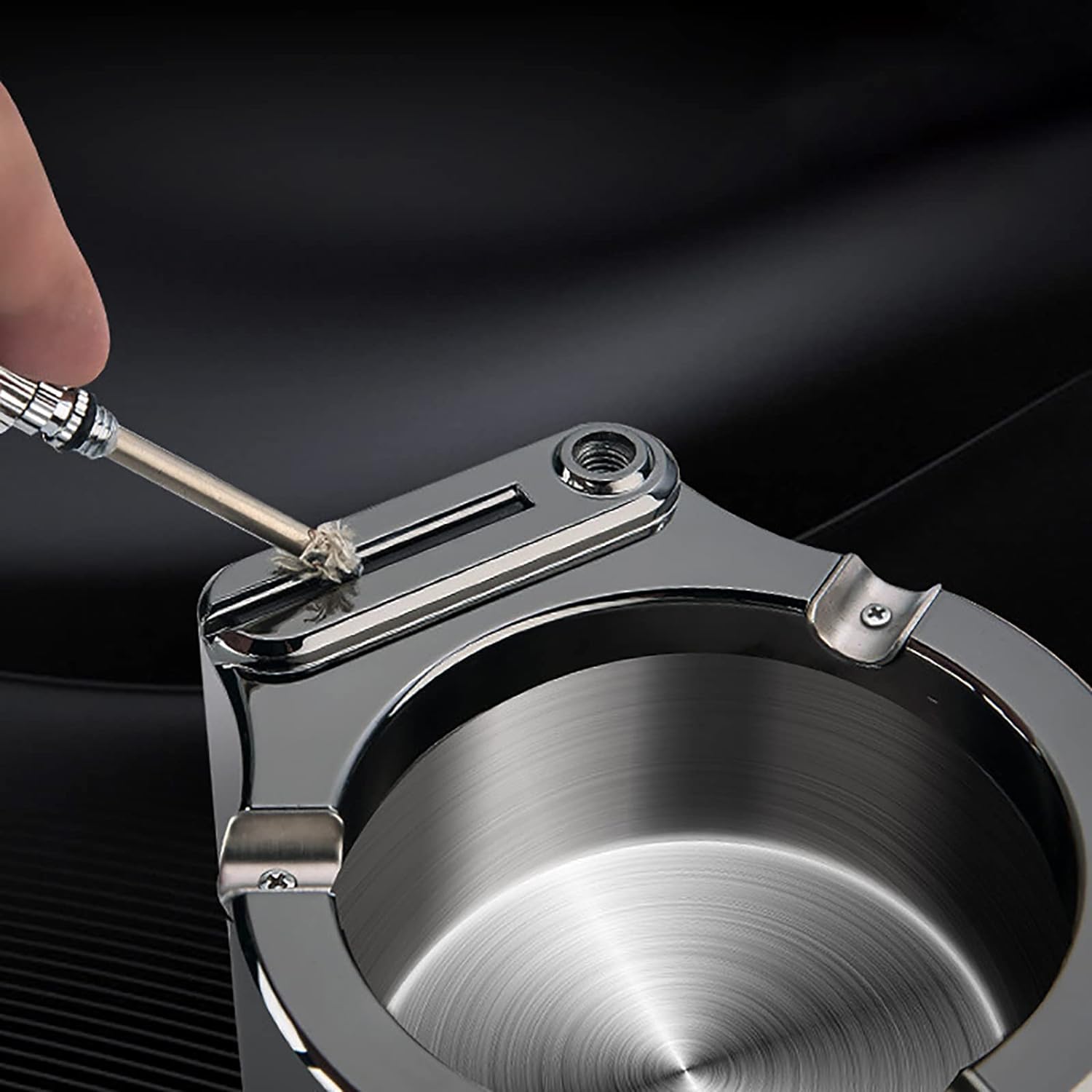 Metalinė peleninė su žiebtuvėliu - Originalu-pigu