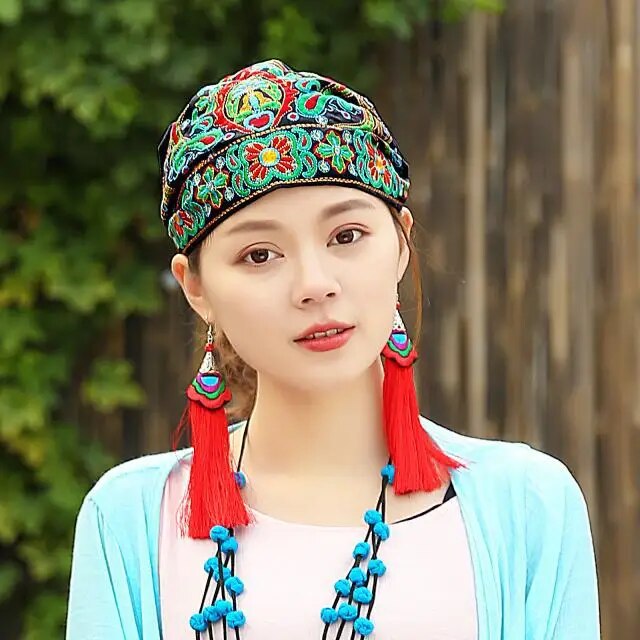 Kepuraitė su etniniais raštais - Originalu-pigu