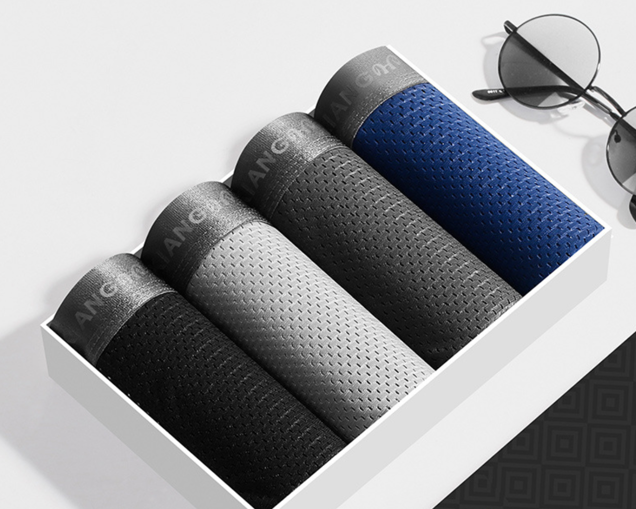 Kvėpuojantys vyriški apatiniai (4 vnt.) - Originalu-pigu