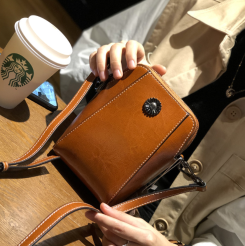 Vaškuotos odos rankinukas - Originalu-pigu