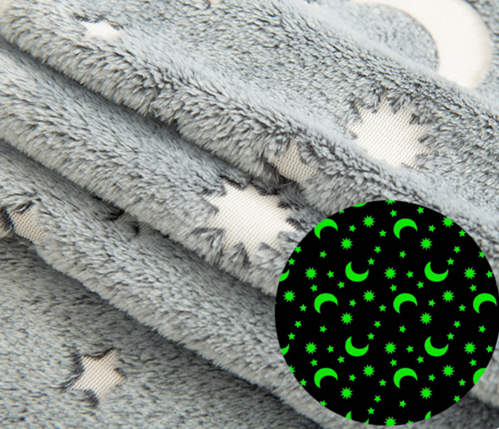 Šilta tamsoje šviečianti antklodė - Originalu-pigu