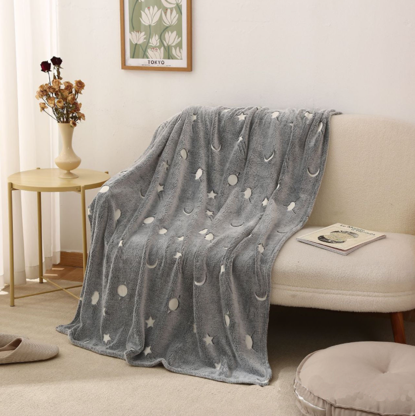 Šilta tamsoje šviečianti antklodė - Originalu-pigu