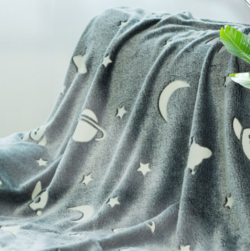 Šilta tamsoje šviečianti antklodė - Originalu-pigu