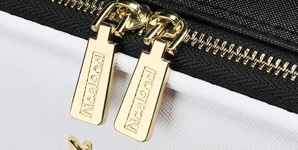 Didelė kosmetinė su LED veidrodžiu - Originalu-pigu