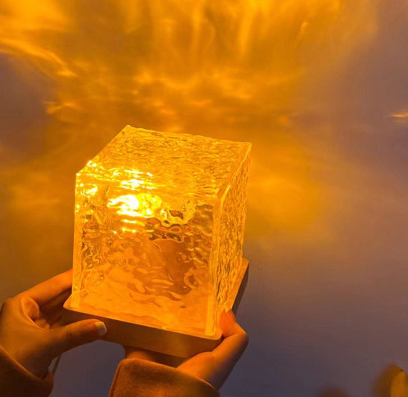 Vandens bangavimą imituojantis šviestuvas - Originalu-pigu