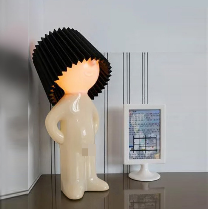 Išdykusio berniuko šviestuvas - Originalu-pigu