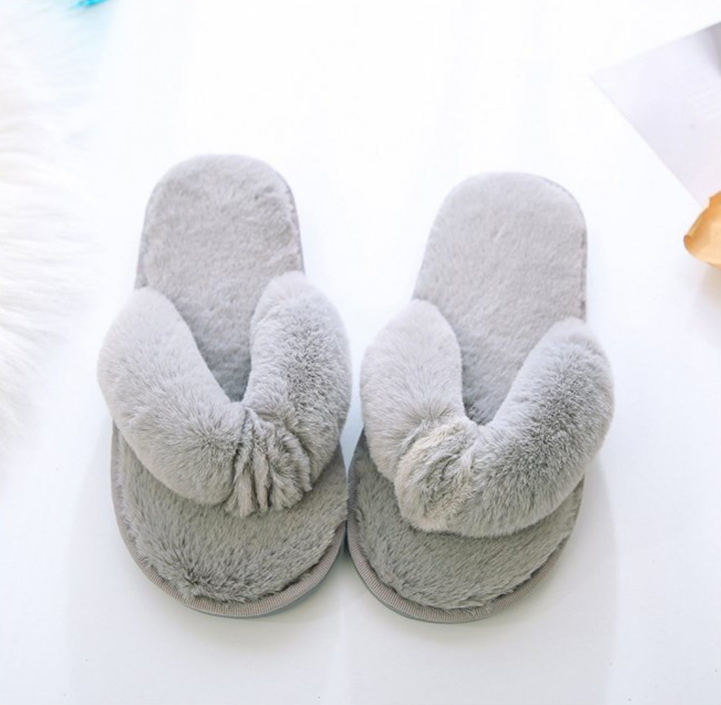 Pūkuotos moteriškos šlepetės - Originalu-pigu