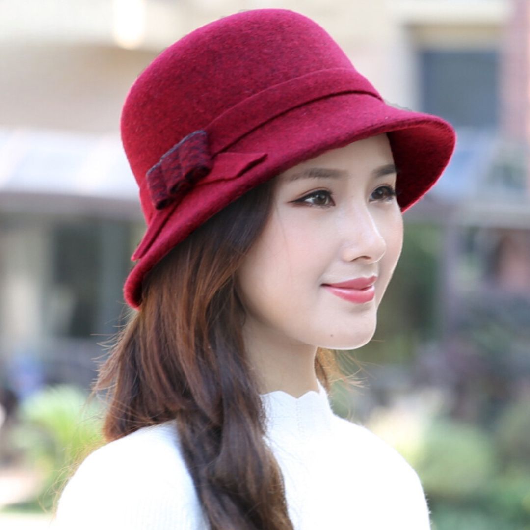 Moteriška skrybelė su bantuku - Originalu-pigu