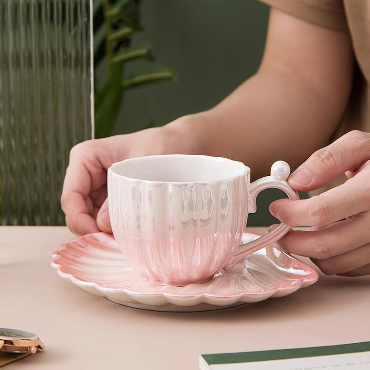 Kriauklyčių formos puodelio ir lėkštutės rinkinys - Originalu-pigu