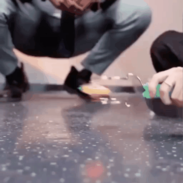 Besisukantis žaislas - Originalu-pigu