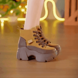 Moteriški batai su aukšta platforma - Originalu-pigu