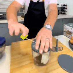 Rankinis daržovių smulkintuvas