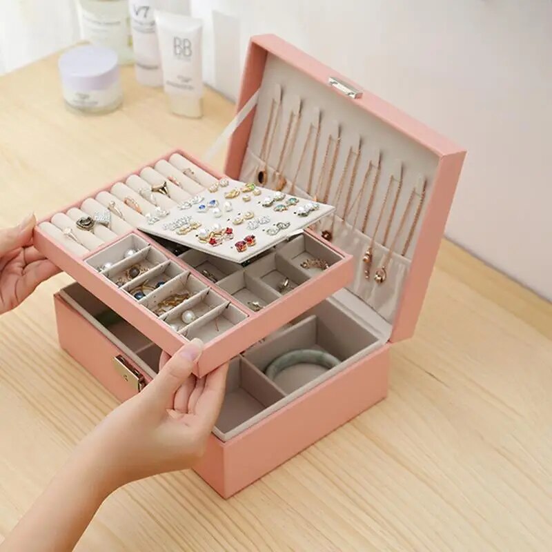 Elegantiška papuošalų dėžutė