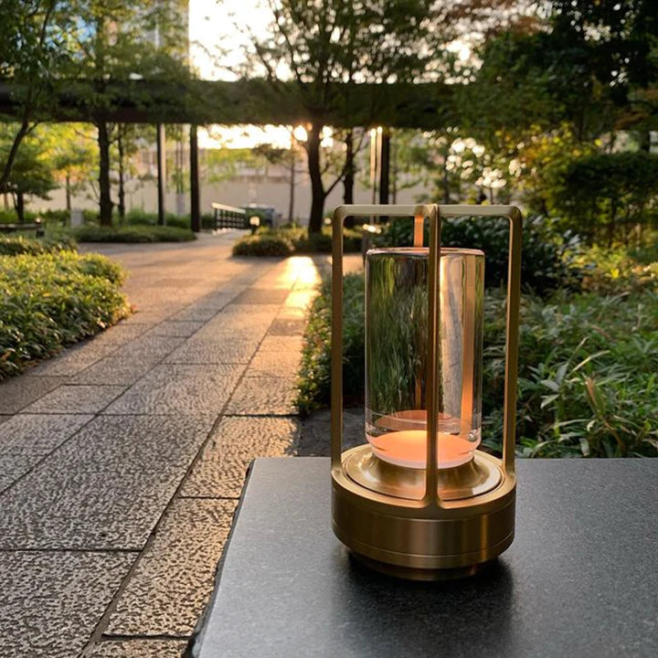 Vandeniui atsparus belaidis žibintas - Originalu-pigu